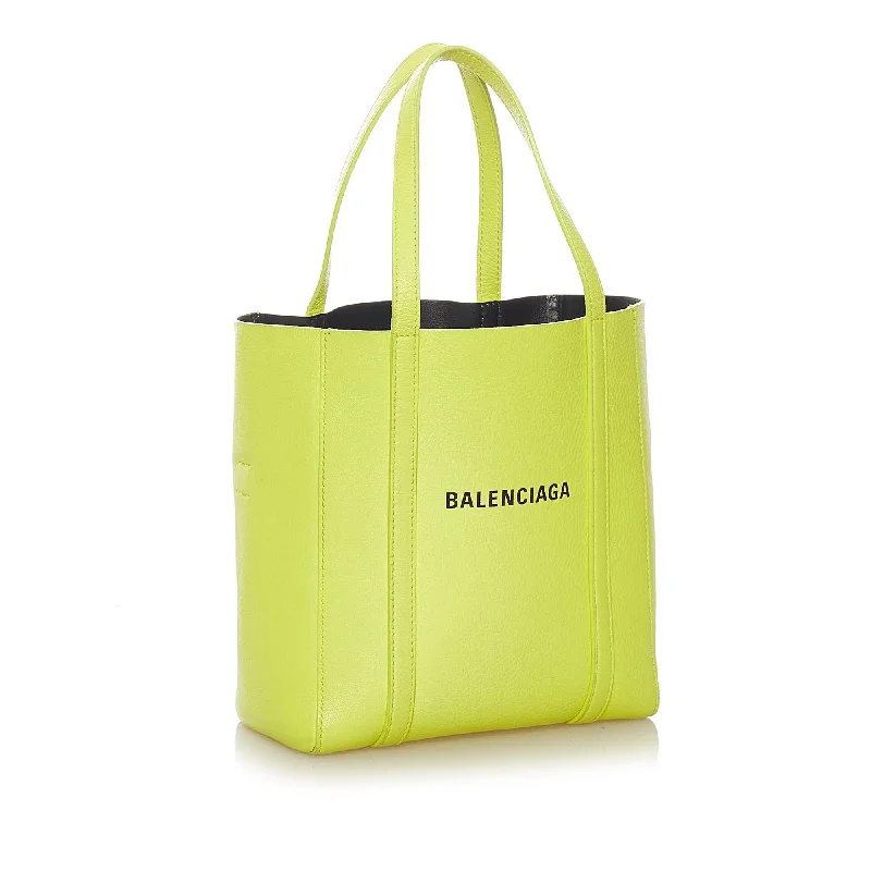 Mini bags for evening outBalenciaga XXS Everyday Leather Shopping Tote (SHG-27563)