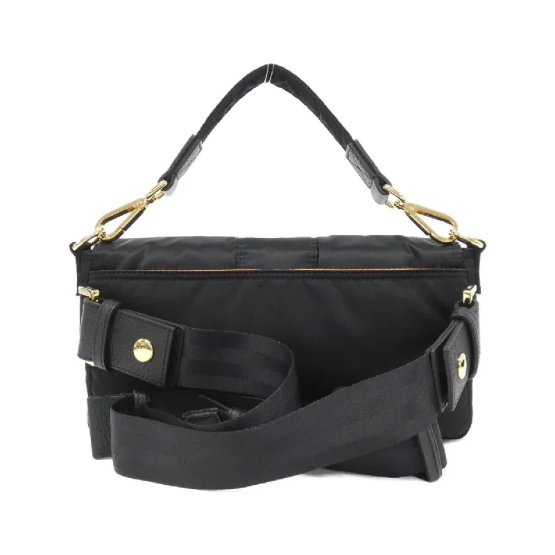 Ladies Fendi Peekaboo bags with a back - pocket organizer for better organizationFendi Bt 7V72 A91S Waist Bag