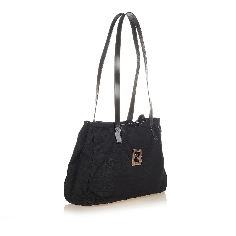 Fendi By The Way bags with a detachable pouch for separating small itemsFendi Zucca Nylon Tote Bag (SHG-25922)