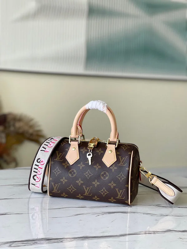 Ladies Louis Vuitton Capucines bags with a detachable shoulder strapBC - LOUIS VUITTON BAGS - 5757