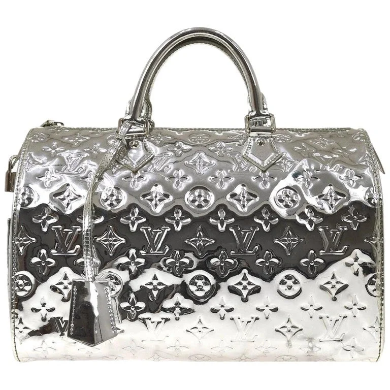 Louis Vuitton bags with a detachable mirror inside for on - the - go touch - upsLouis Vuitton Monogram Speedy 35 Handbag