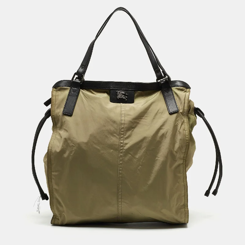 Stylish laptop bags for professionalsMilitary Green Nylon and Leather Buckleigh Tote