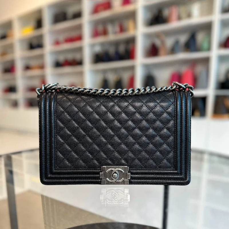 Chanel Designer Handbag with Unique DesignBoy Caviar New Medium 28CM Black Leboy RSHW No 19