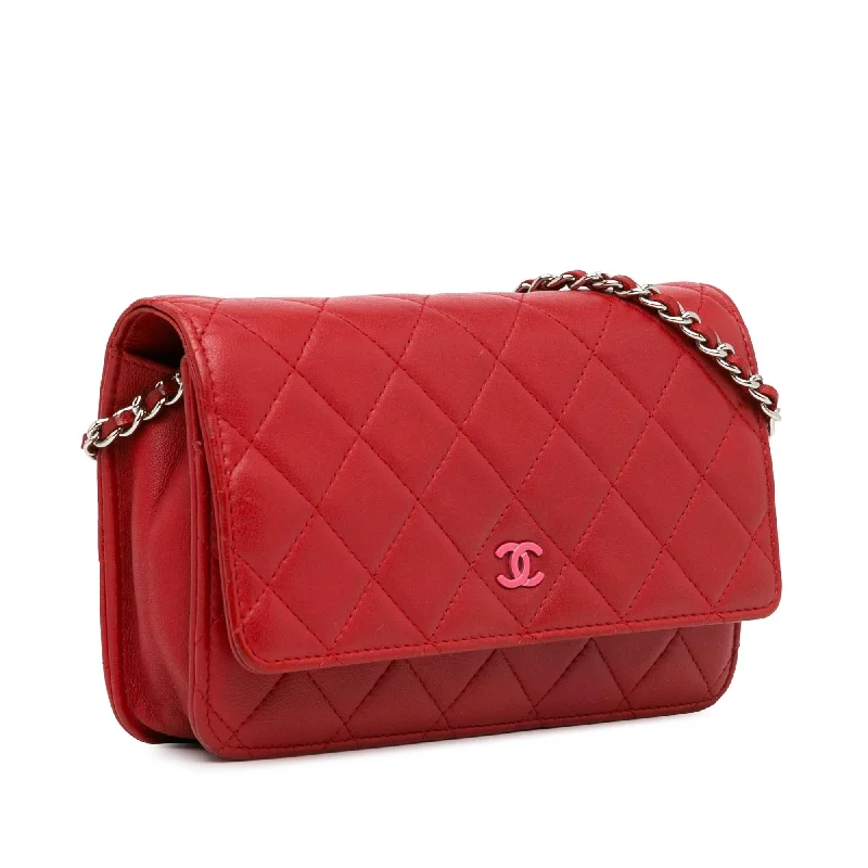 Chanel Limited Edition Handbag for CollectorsChanel Classic Lambskin Wallet on Chain (lnfadS)