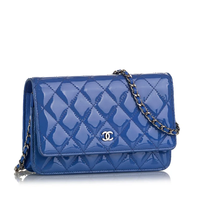 Chanel bags for women who love timeless fashionChanel Classic Patent Wallet on Chain (pkxkmR)