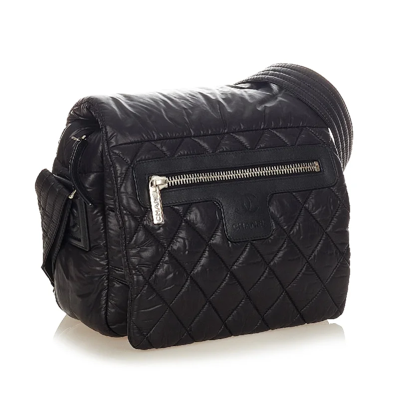 Chanel Small Crossbody Bag for TravelChanel Coco Cocoon Crossbody Bag (26770)