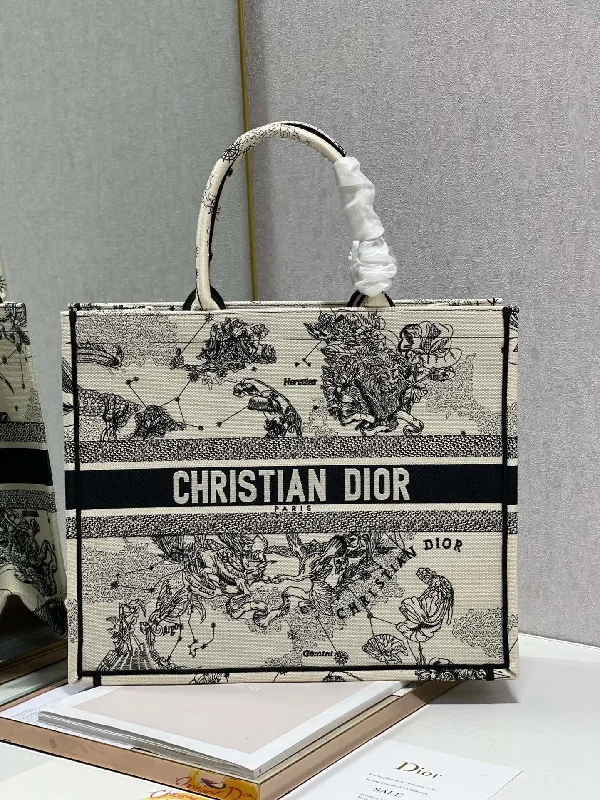 Christian Dior handbags with a removable shoulder strap for versatilityChristian Dior Large Book Tote