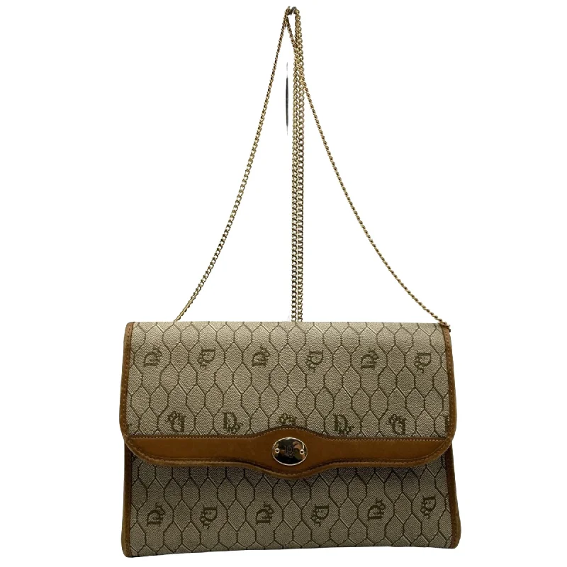 Christian Dior bags with a quilted pattern and gold - toned hardwareDior Honeycomb Shoulder Bag